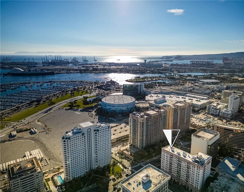 Ocean View Studio Near Convention Center - Third